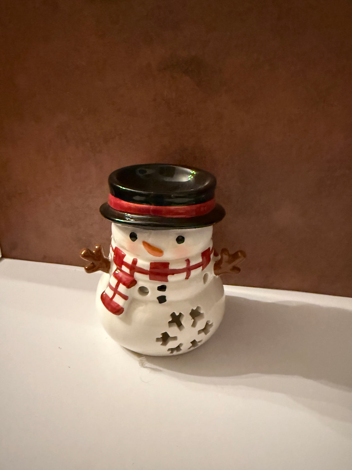 Tea light oil burner