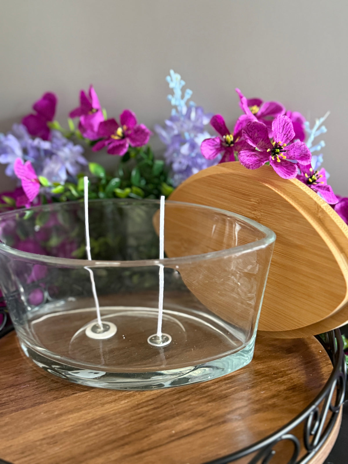 Boat shaped glass candle holders with lid