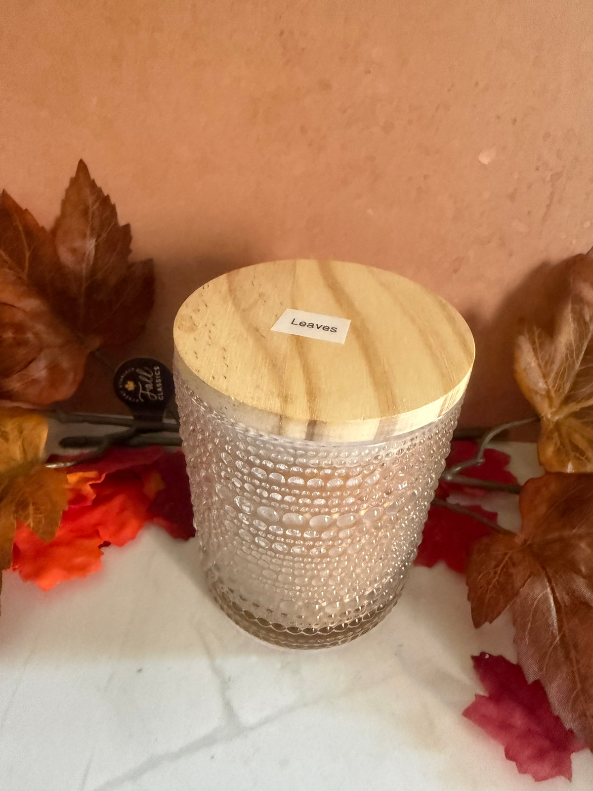Leaves scented candle