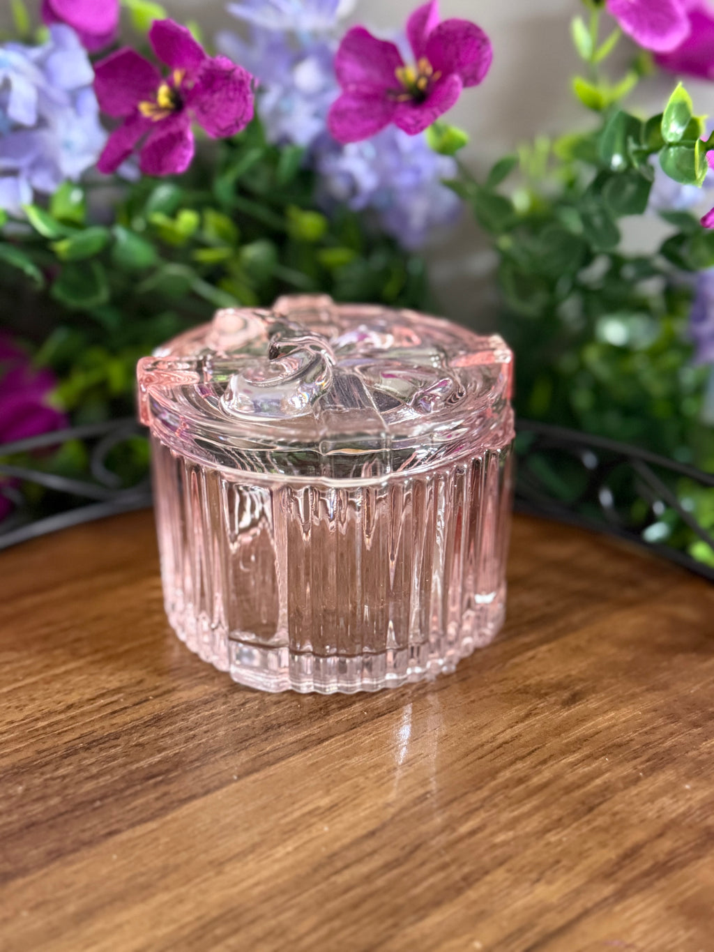 Small pink candle jar with bow