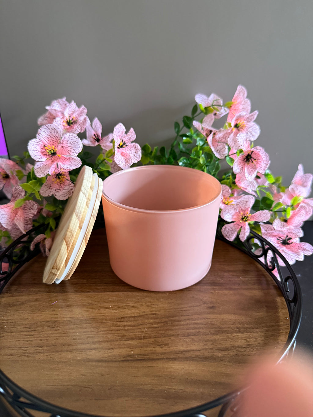18 oz pink candle jar with lid