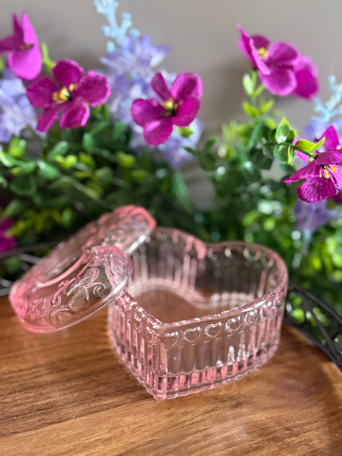 Heart shaped candle jar candle holder